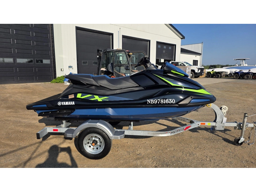 Yamaha Vx Deluxe 2024 alt