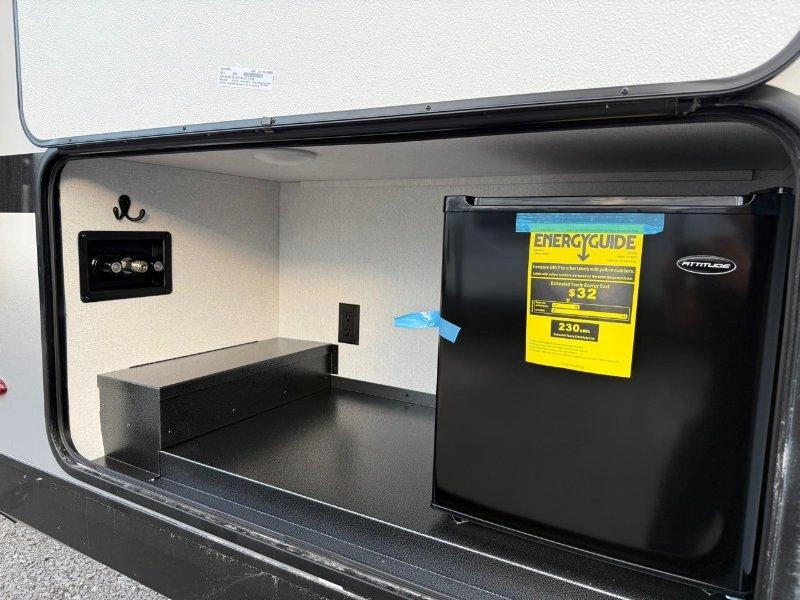 Jayco Jay Feather 26bhsl 2027 alt