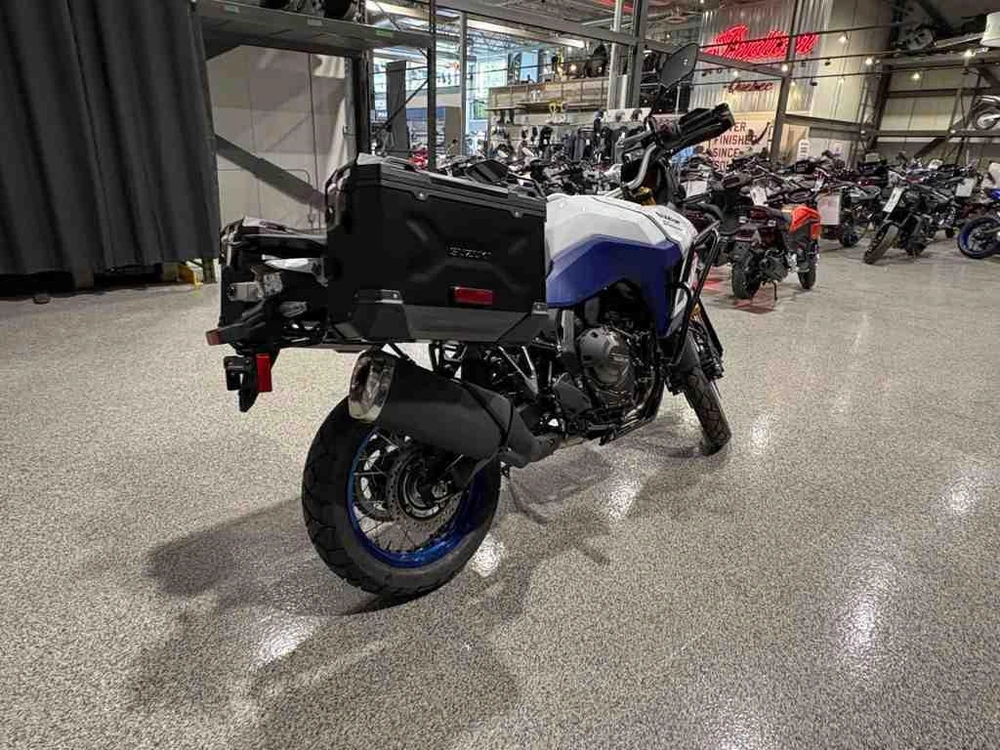 Suzuki V-strom 800de Aventure 2026 alt