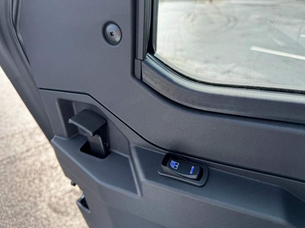 Polaris Ranger 1000 Xp Cab Avalanche Grey 2027 alt