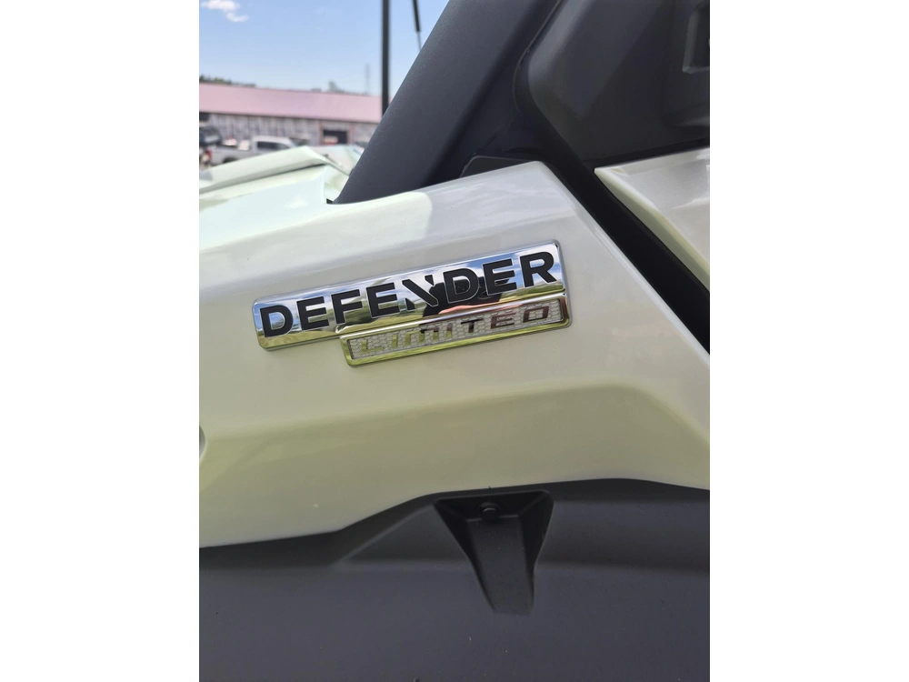 2026 Can-am Defender Limited Cab Hd11 alt