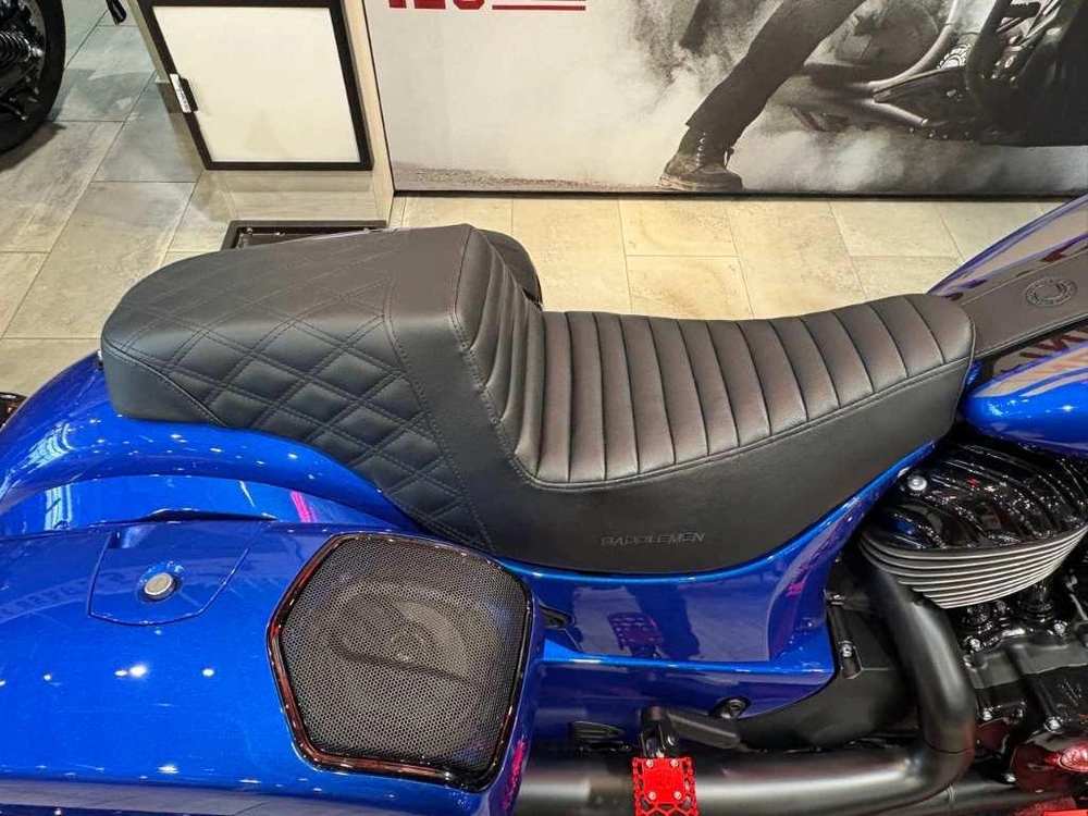 Indian Motorcycle Chieftain Dark Horse Audio 2026 alt