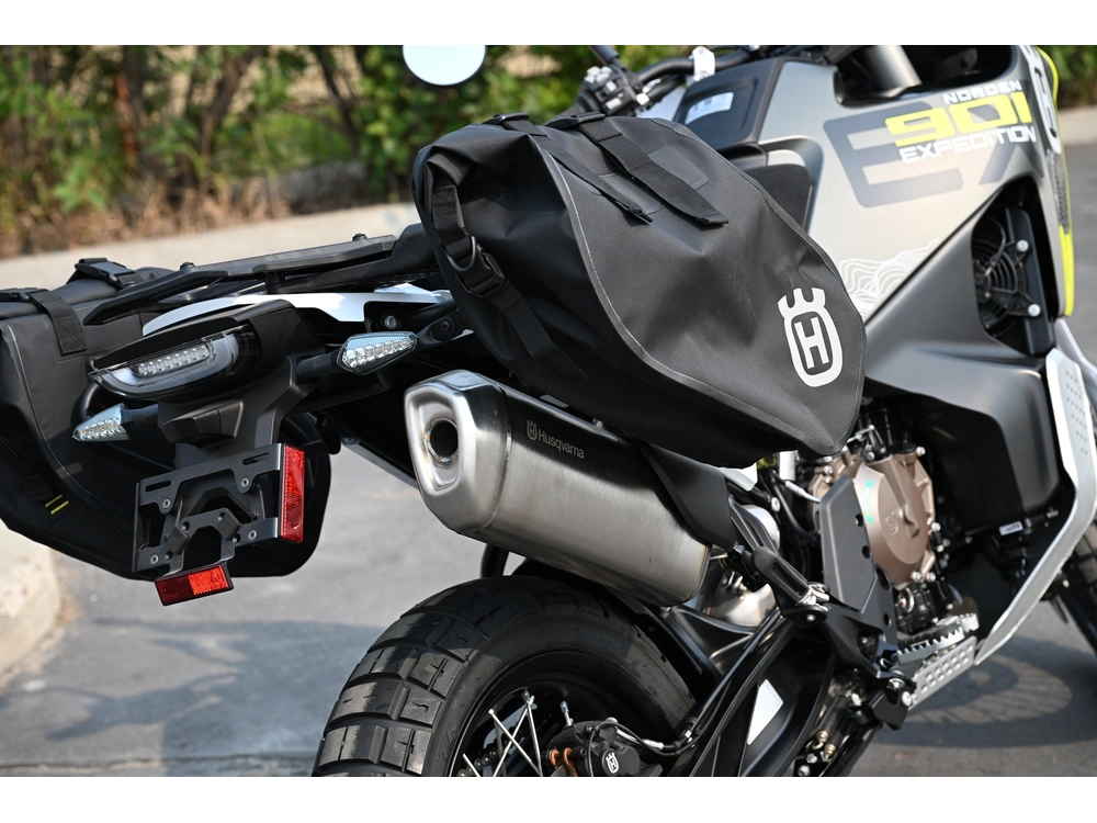 2027 Husqvarna Norden 901 alt