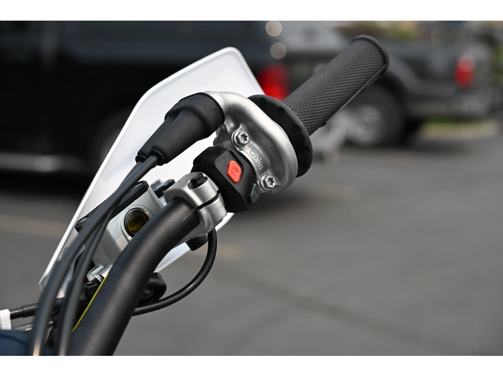 2027 Husqvarna Te 300 alt