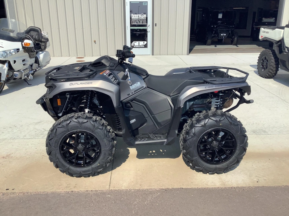 2026 Can-am Outlander Xt 700 alt