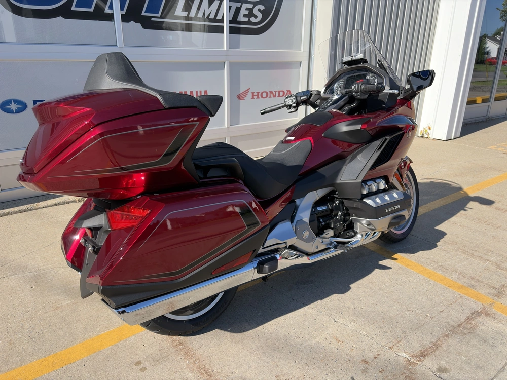 2026 Honda Gold Wing Tour Dct Airbag alt