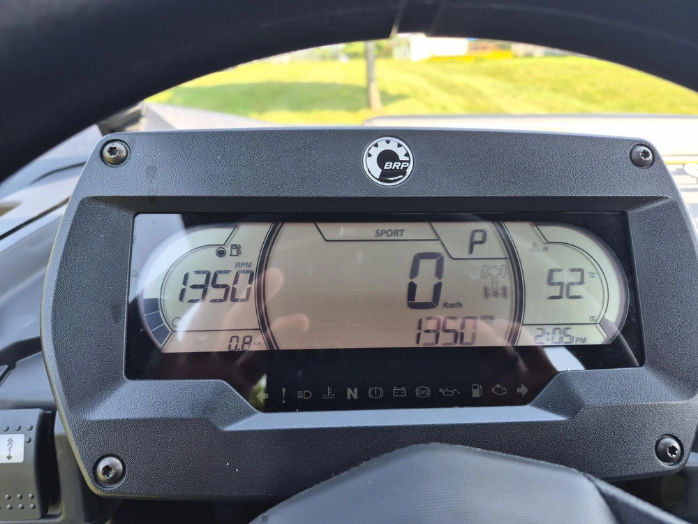 2026 Can-am Commander Xt 700 alt