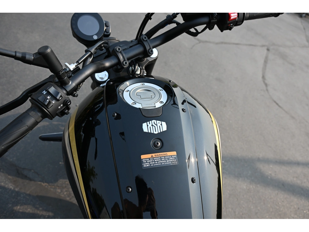 2026 Yamaha Xsr700 alt