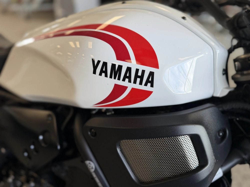 2024 Yamaha Xsr 700 (30$ Par Semaine Tx In) alt
