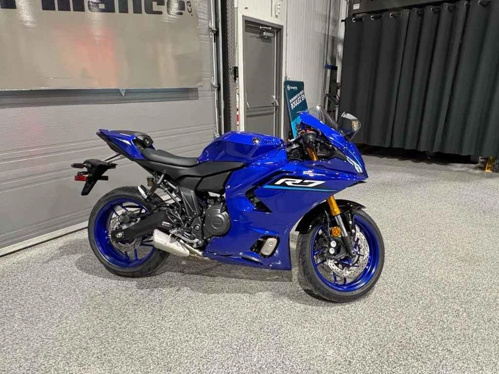 Yamaha Yzf-r7 2026 alt