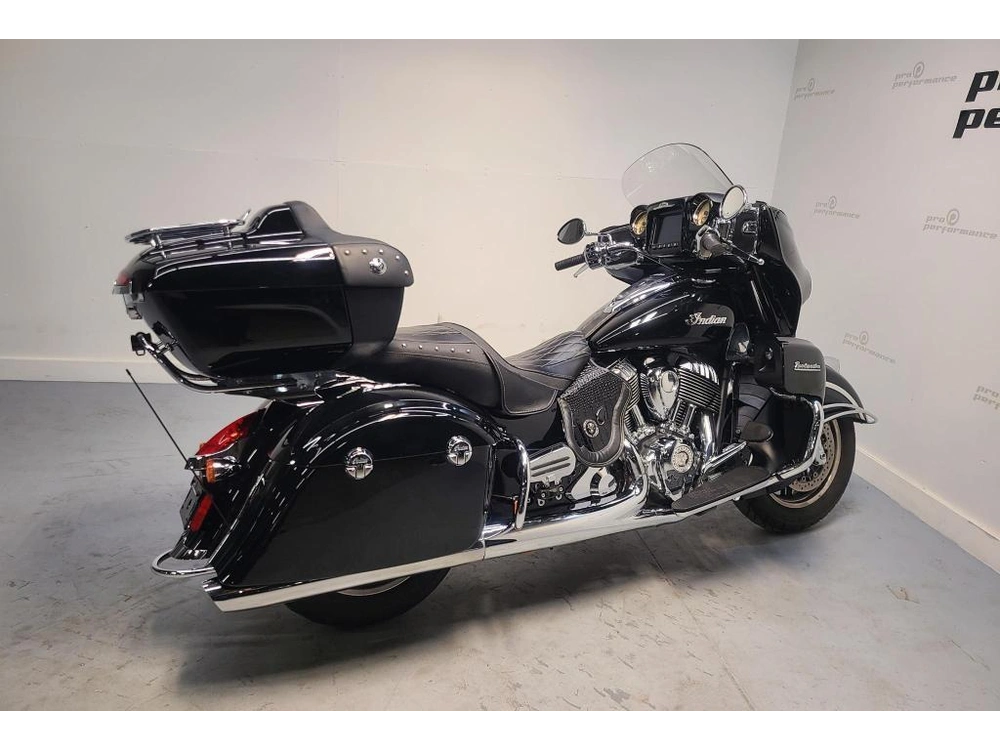 Indian Motorcycle Roadmaster 2018 alt