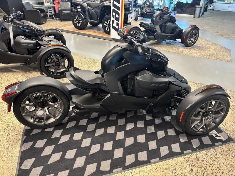 Can-Am RYKER std 600 2024