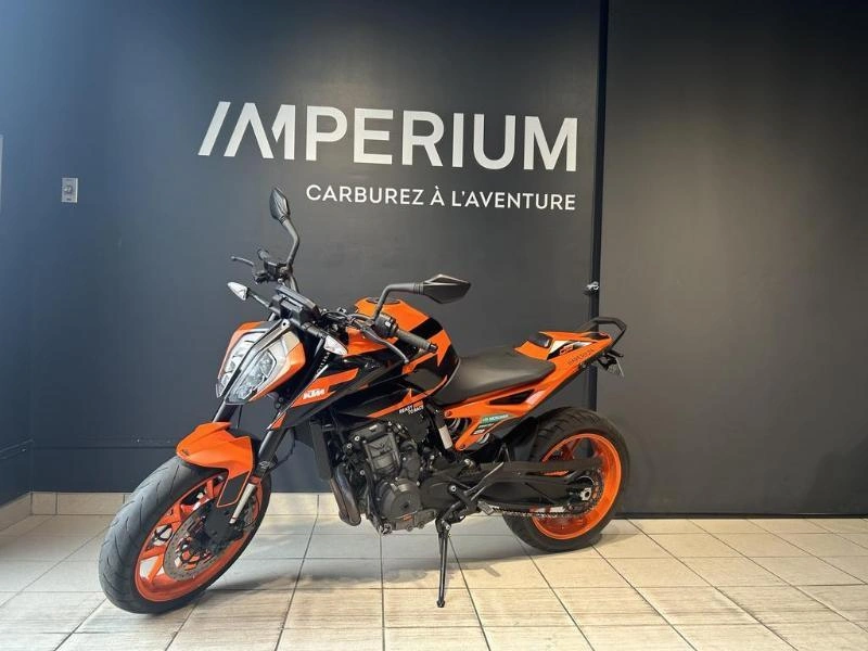 KTM 890 DUKE GP 2022