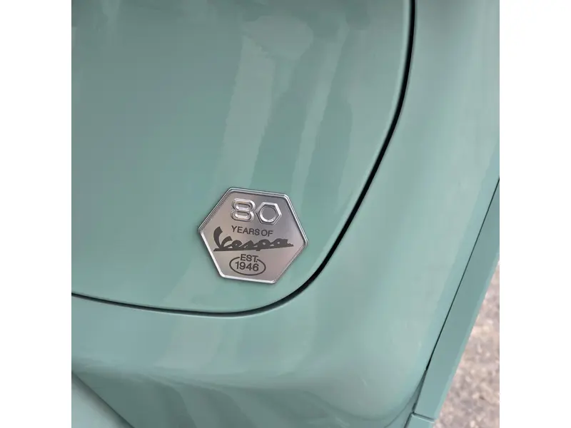 Vespa Primavera 150 80th Anniversary 2027