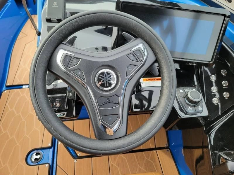 Yamaha 255 Xd 2026 2026 alt