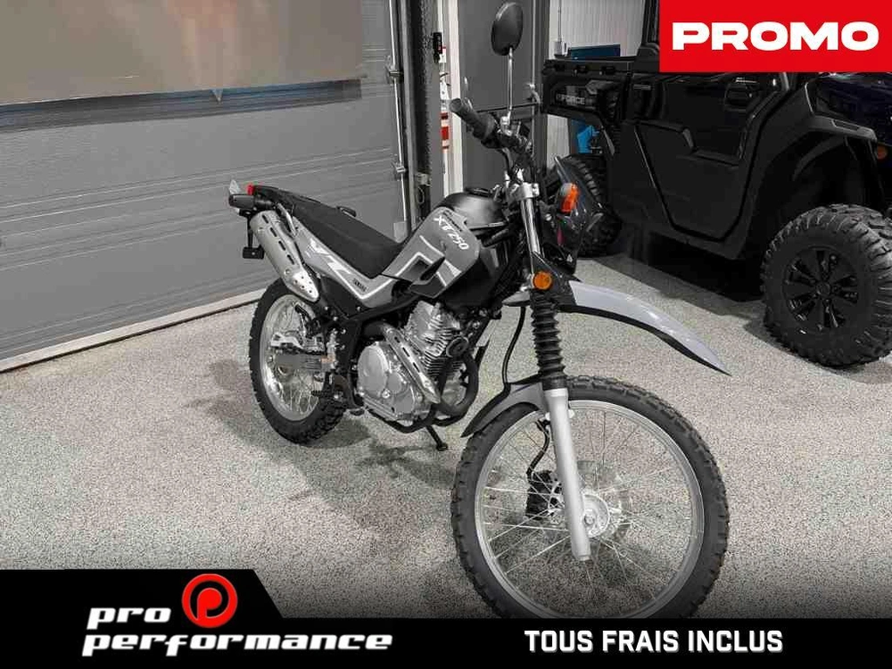 Yamaha Xt250 2025 alt