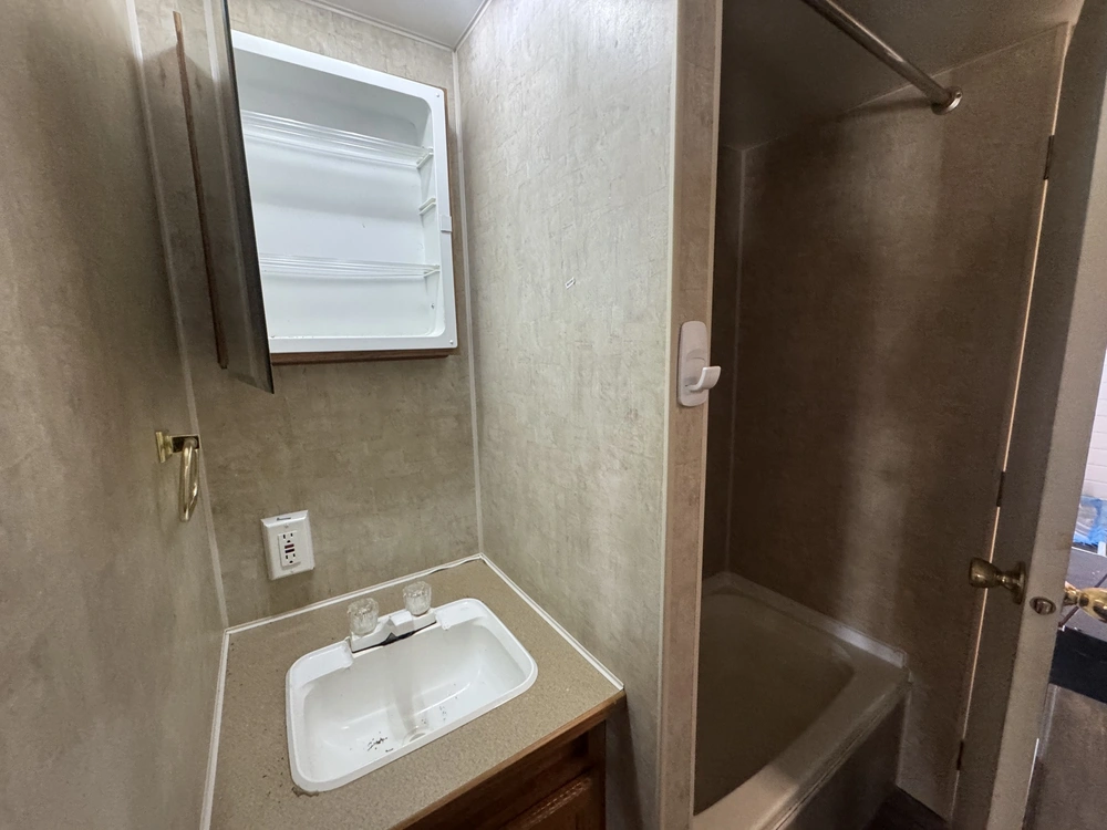 2006 Fleetwood Wildernes Tt 3902bds alt