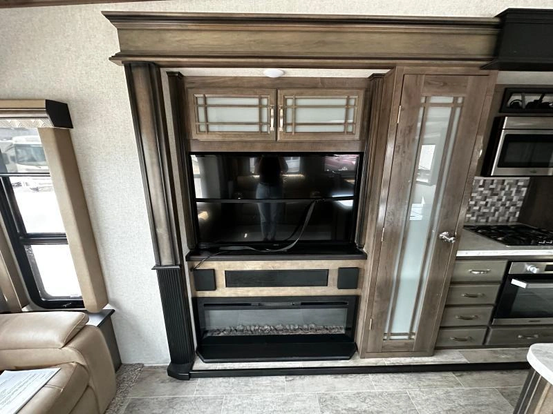 Keystone Rv Montana 3720rl 2019 alt