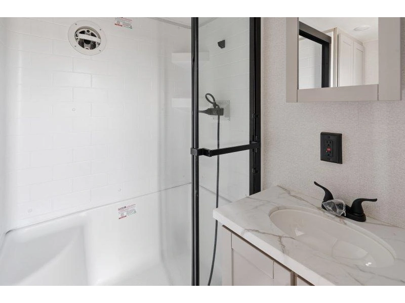 2027 Jayco Jayflight 404loft alt