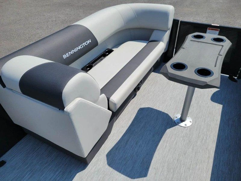 2027 Bennington Marine S22 Swingback 3t/yamaha F150 alt