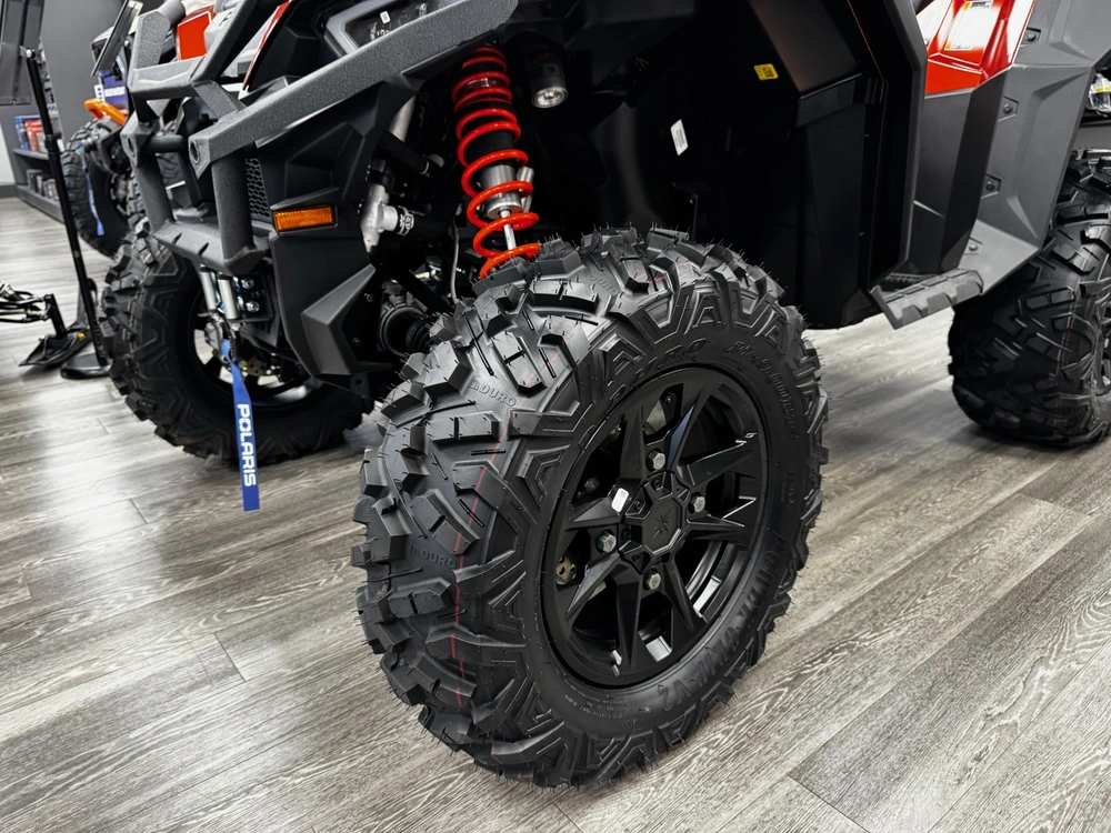 2026 Polaris Sportsman 1000 Xp S Lava Orange Metallic alt