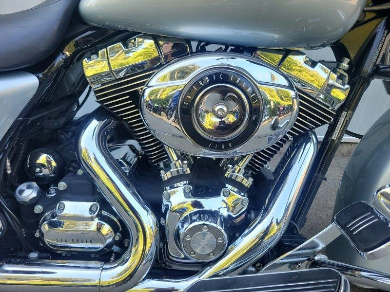 2010 Harley-davidson Touring Flhx - Street Glide™ alt