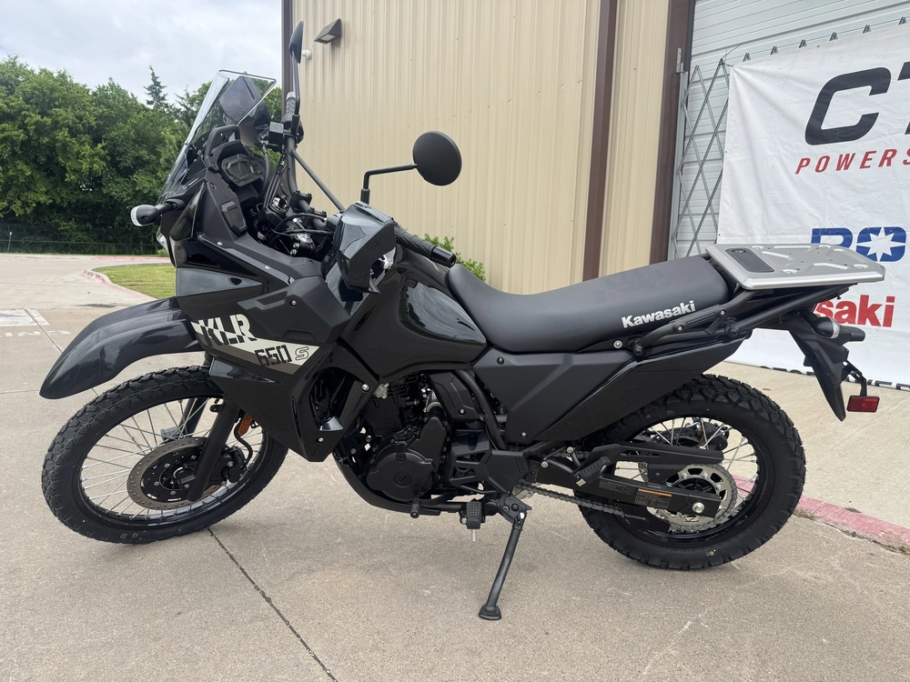 2026 Kawasaki Klr650 alt