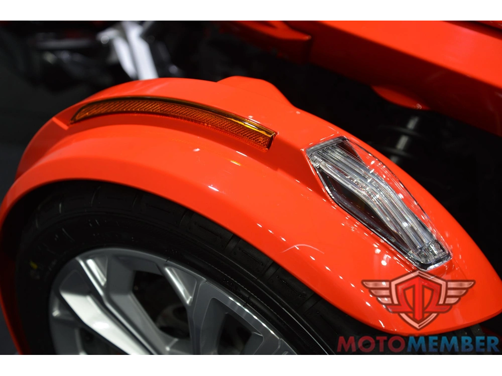 2025 Can-am Spyder F3 Limited Platine Wheels alt