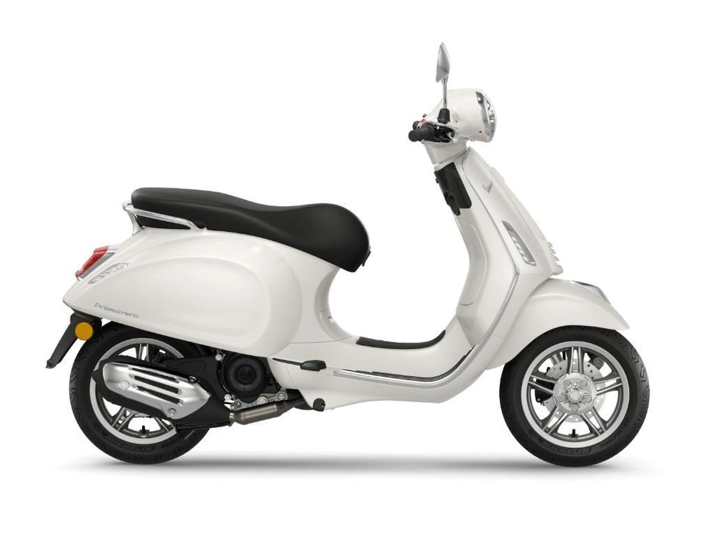 Vespa Primavera 50 2026 alt