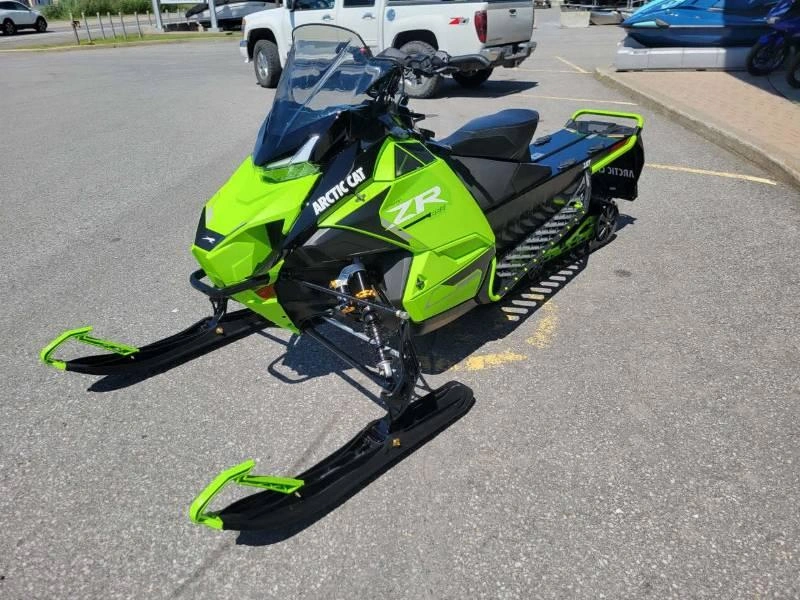 2027 Arctic Cat Zr 858 Sno Pro Eps 137 G8 alt