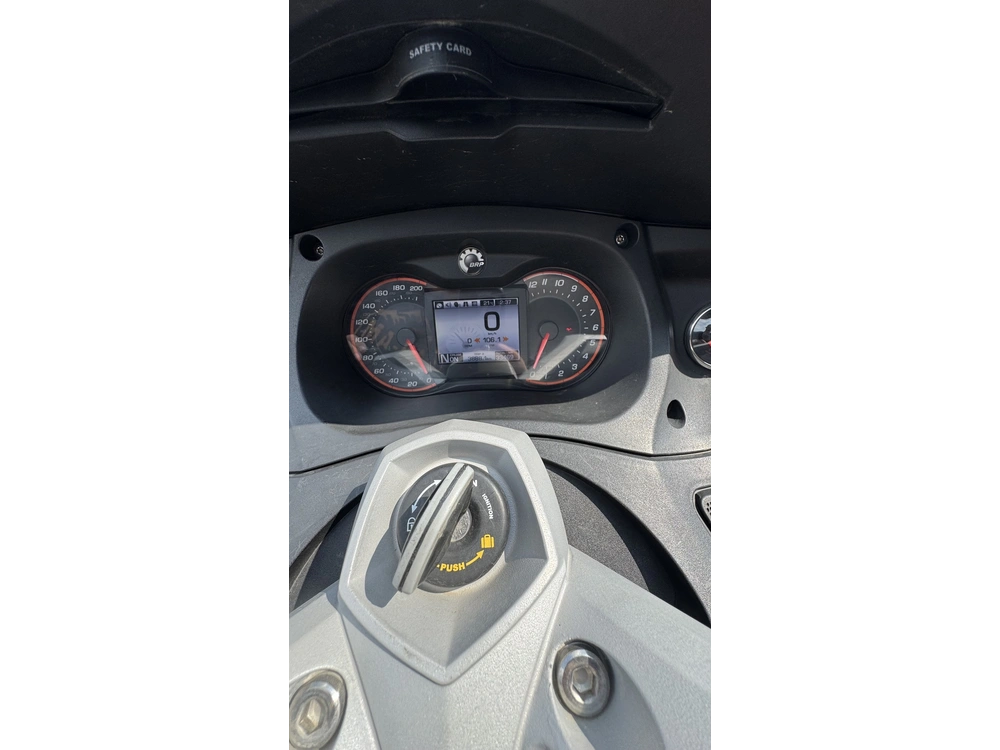 2012 Can-am Spyder Rt-s alt