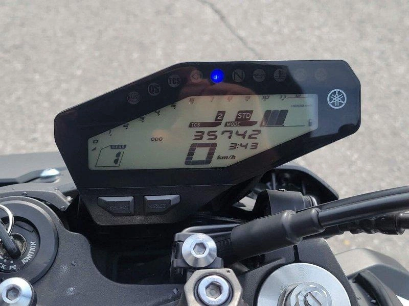 2017 Yamaha Fz09ahw alt