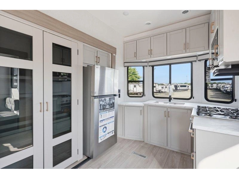 2027 Jayco Jayflight 404loft alt