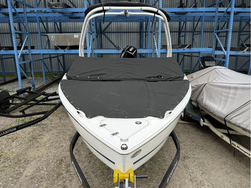 2027 Four Winns H2 Freedom Ob alt