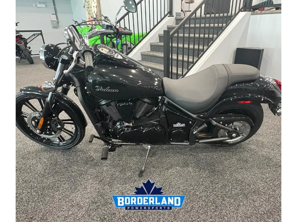 2026 Kawasaki VULCAN 900 Custom 