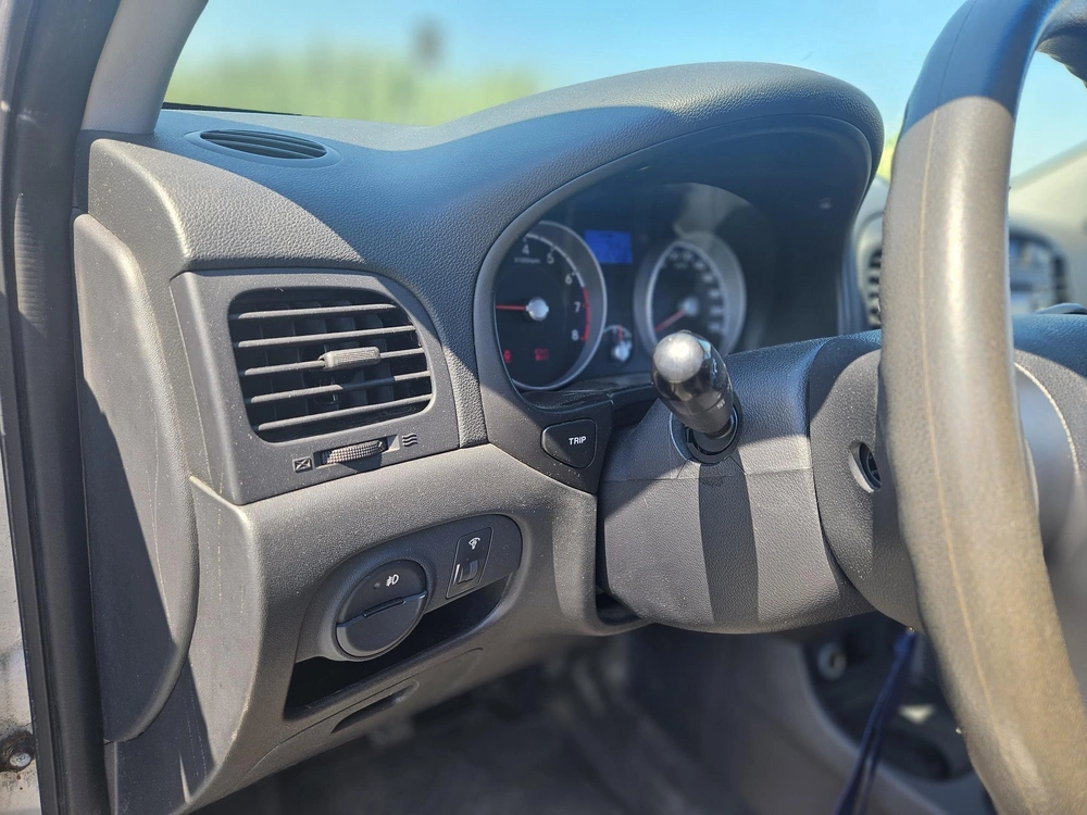 Hyundai Accent 2011 alt
