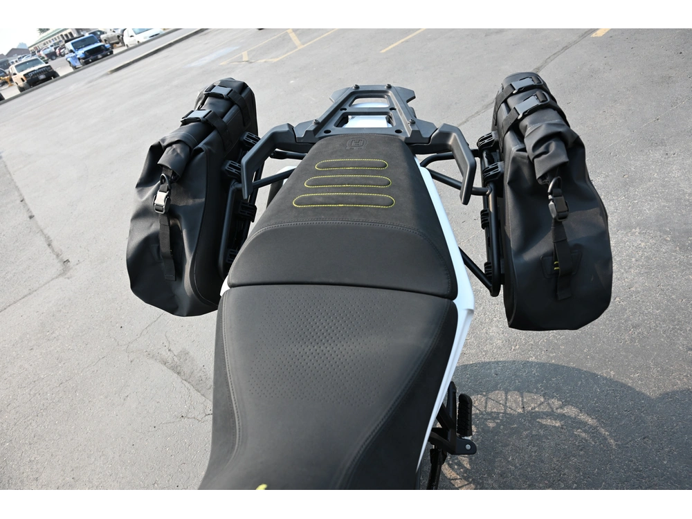 2027 Husqvarna Norden 901 alt
