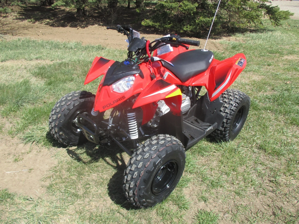 2026 Polaris Outlaw 110 Efi alt