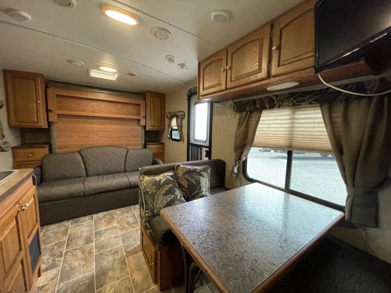 Forest River Rockwood Mini Lite 2306bh 2015 alt