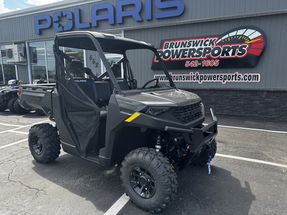 2026 Polaris Ranger 1000 Premium Granith Gray alt