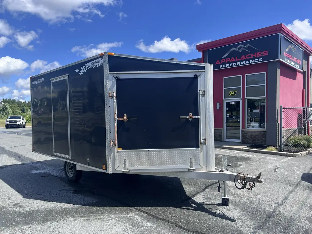 Sno Pro 8.5' X 16' PORTE RAMPE 2003