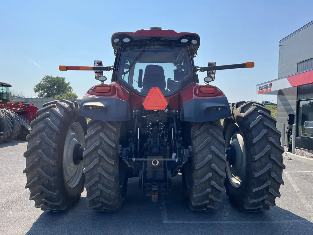 Case IH Optum 300 CVX 2024