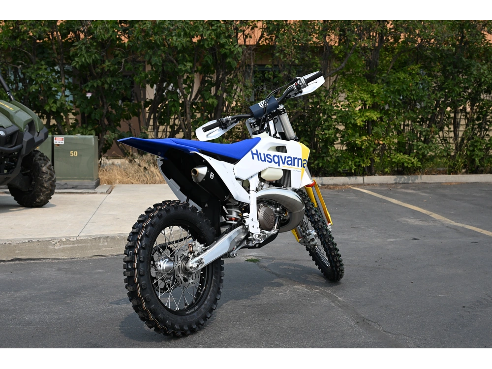 2027 Husqvarna Tx 300 alt