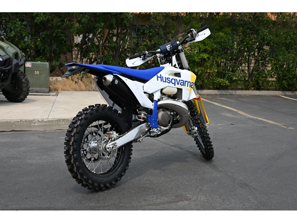 2027 Husqvarna Te 300 alt