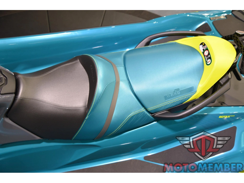 2026 Sea-doo Wake™ Pro 230 alt
