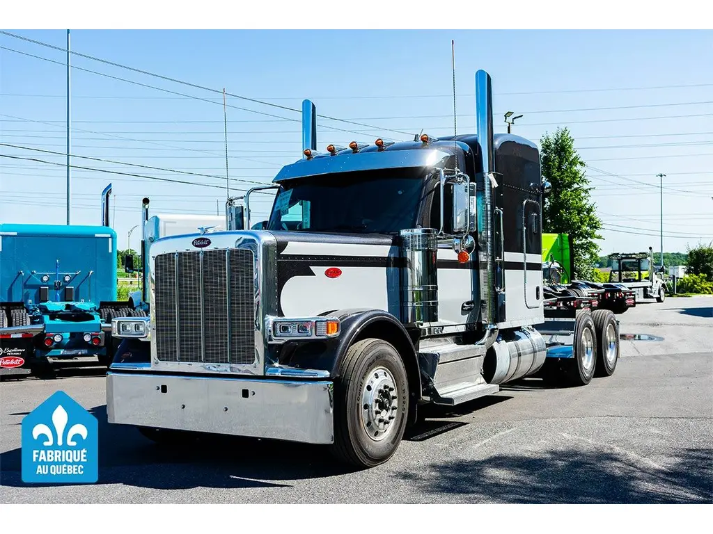 Peterbilt 589  2027