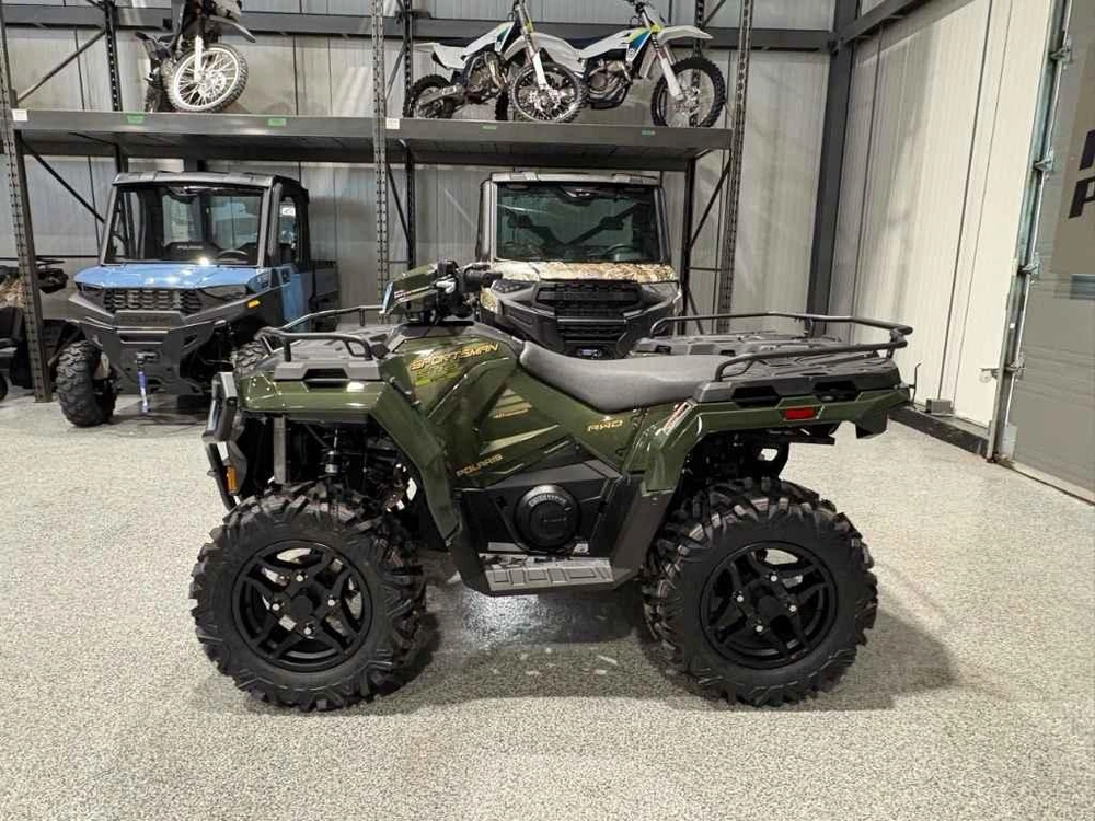 Polaris Sportsman 570 Premium - 40th Anniversary Edition 2026 alt
