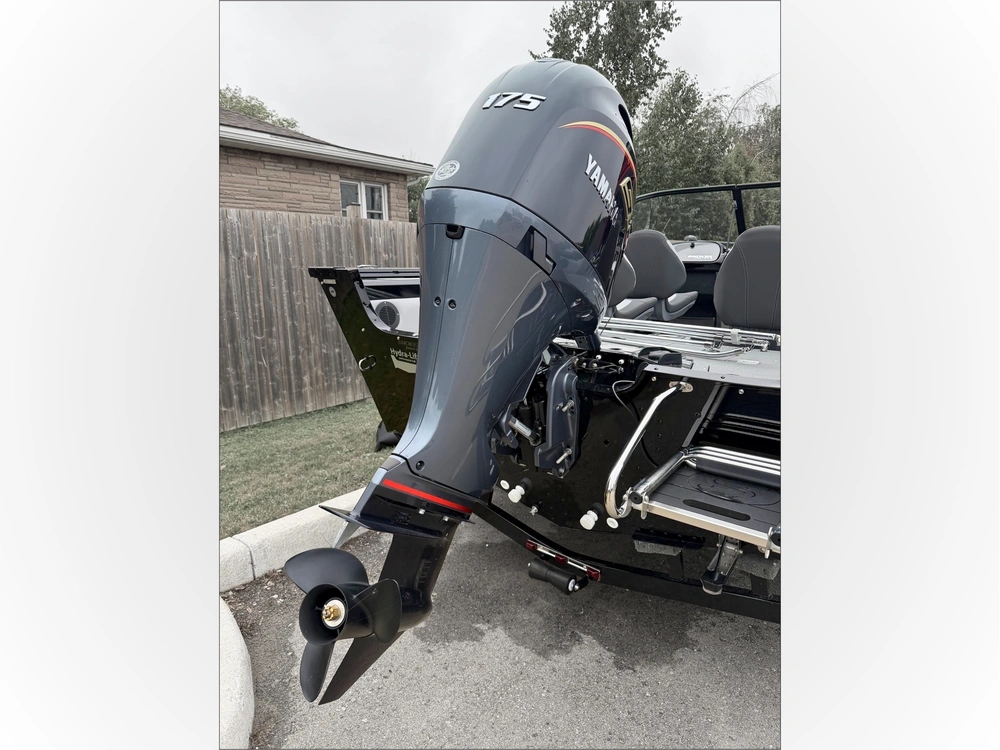 2026 Smoker-craft Ultima 182 Dc alt
