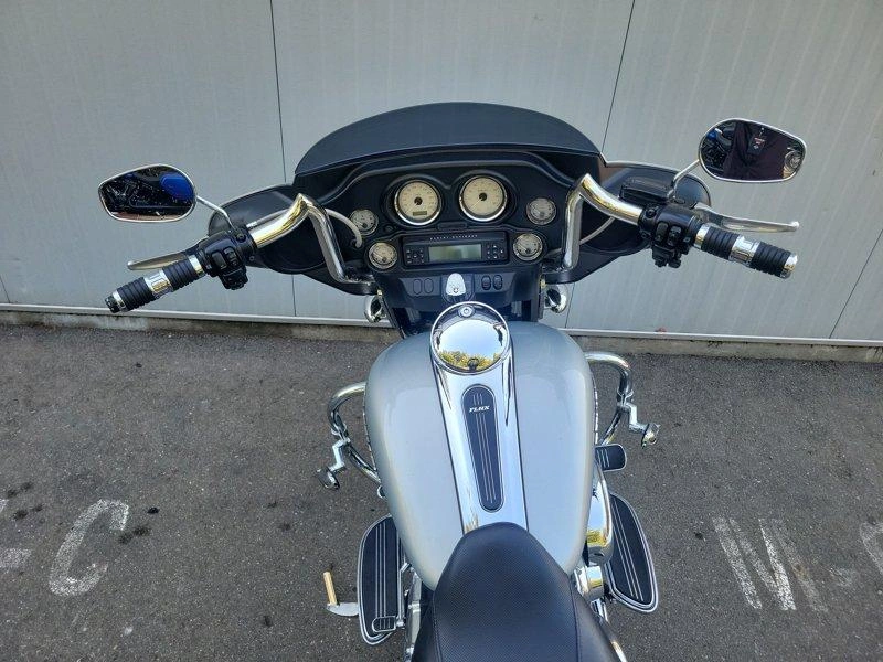 2010 Harley-davidson Touring Flhx - Street Glide™ alt