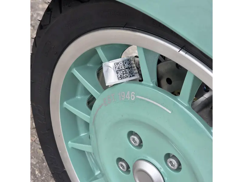 Vespa Primavera 150 80th Anniversary 2027